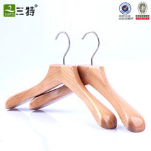 Wholesale High Quality Personlized Wooden Clothes Hanger